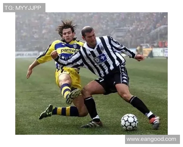 从锋线霸主到发福球星 这些曾经的足球天才如今的身形变迁