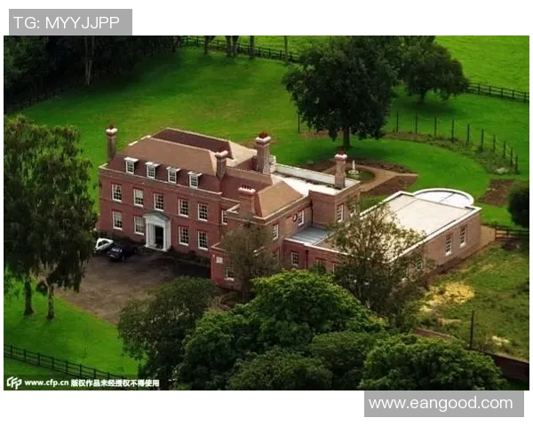 揭秘足球球星挂件背后的故事展现激情与信仰的微缩世界